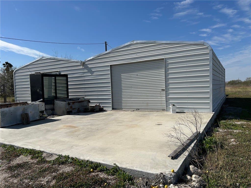 5.01 acres in Nueces County gallery image 4
