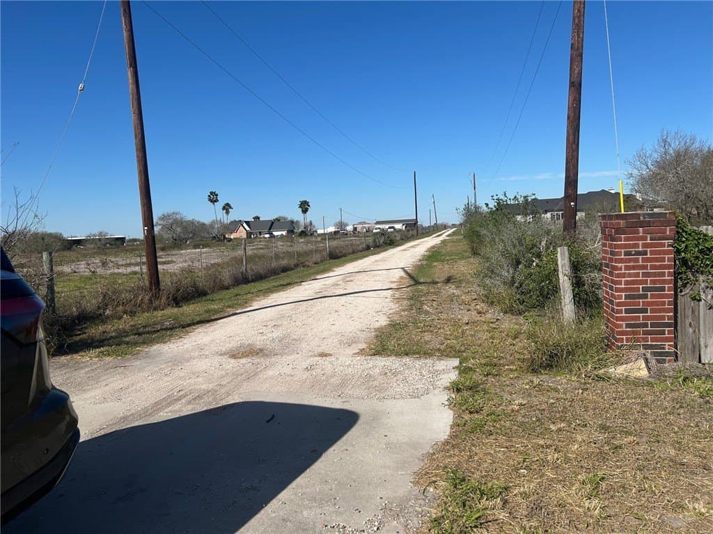 5.01 acres in Nueces County - photo 6