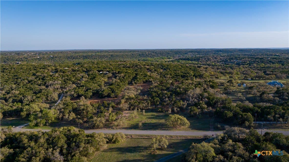 25 acres in Hays County gallery image 2