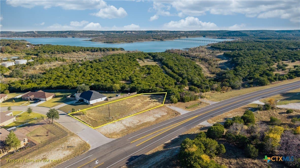 0.58 acres in Bell County - photo 8