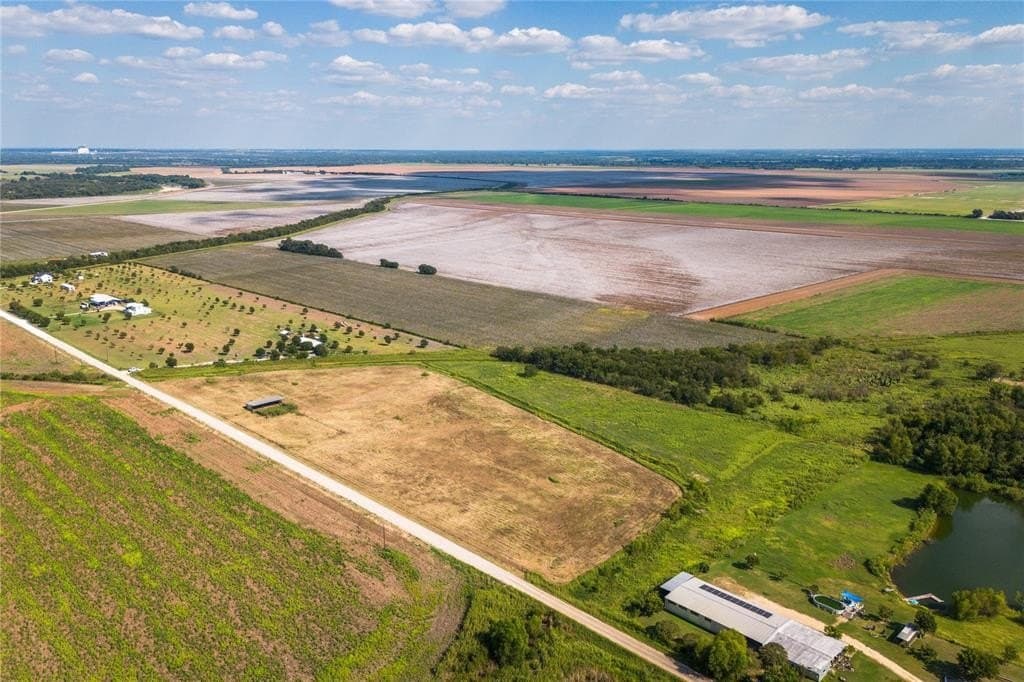 14.85 acres in McLennan County gallery image 4