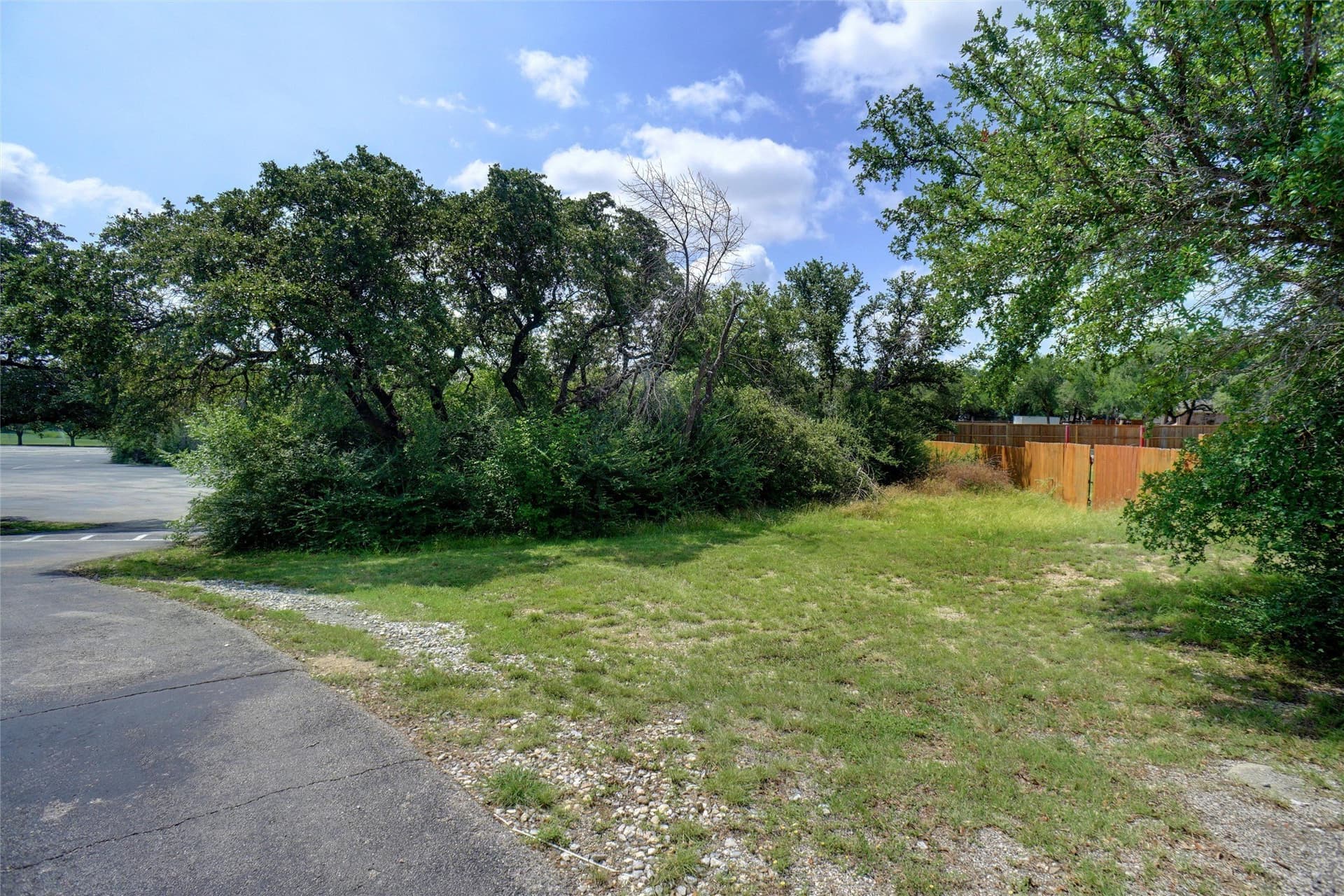 36.72 acres in Tarrant County - photo 7