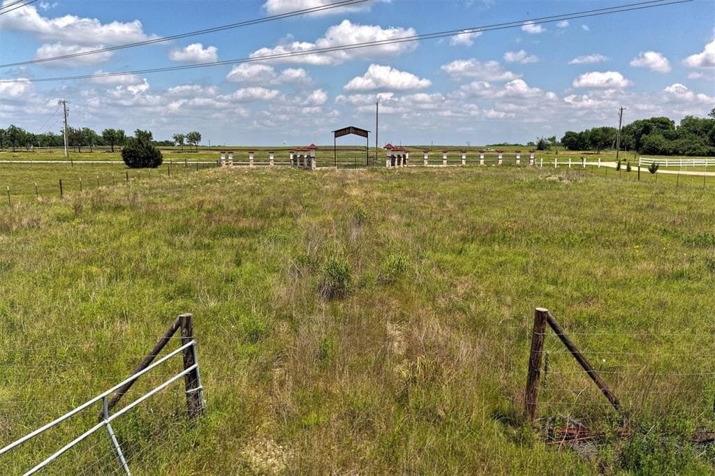 8.55 acres in Rockwall County featured view