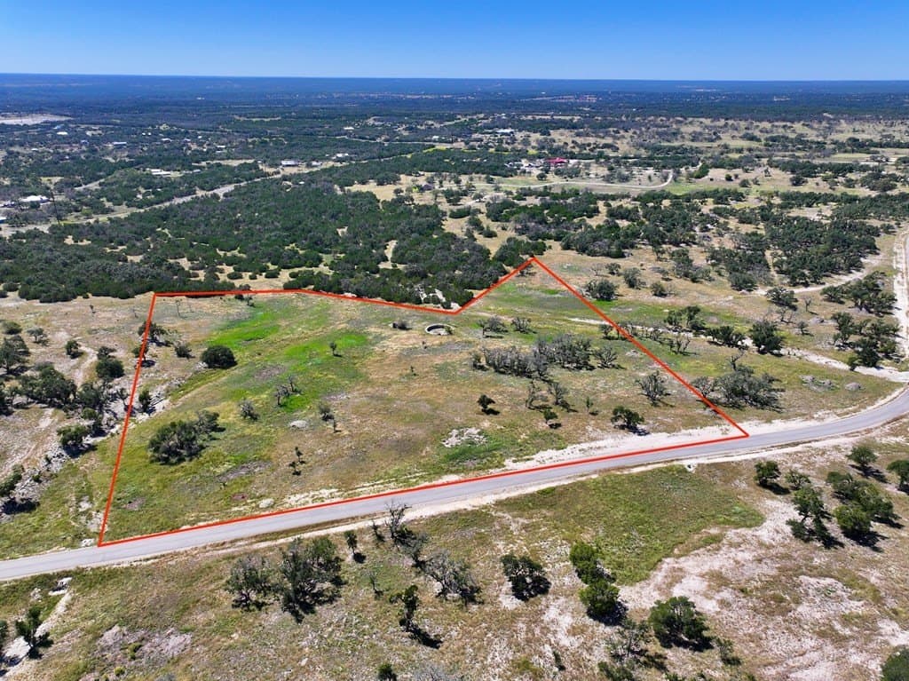 10 acres in Kerr County - photo 5
