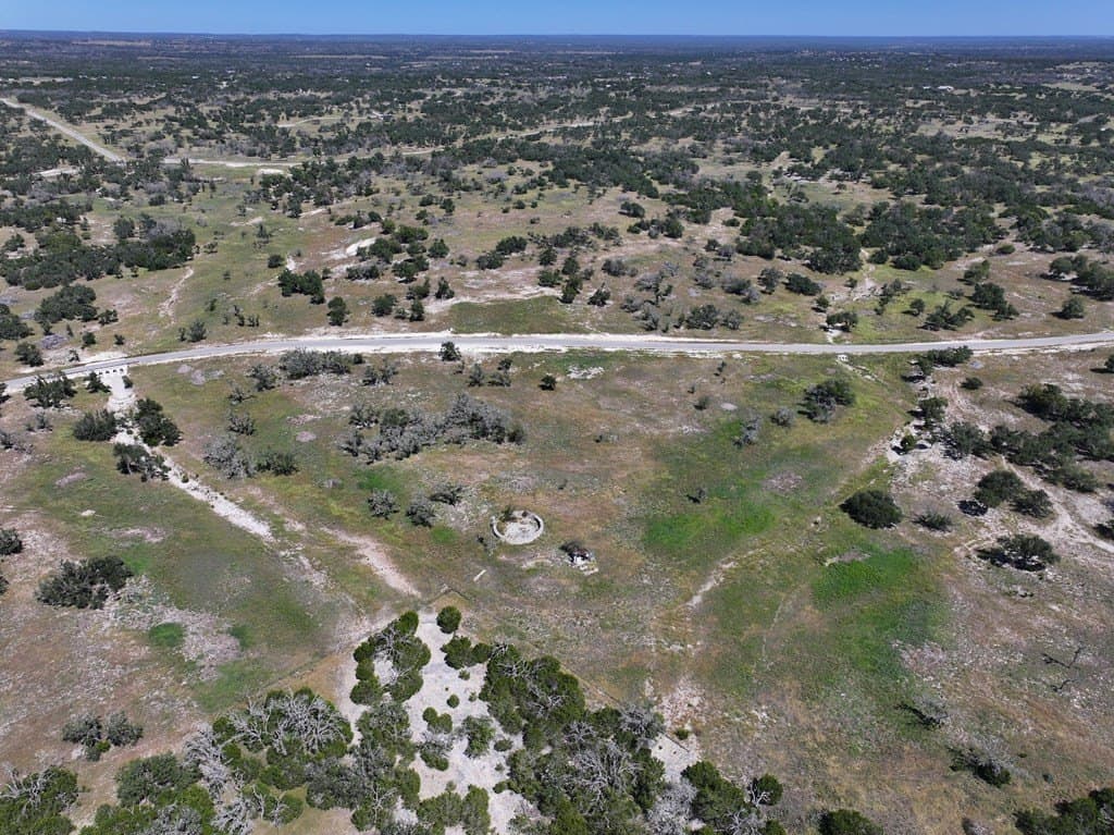 10 acres in Kerr County - photo 8