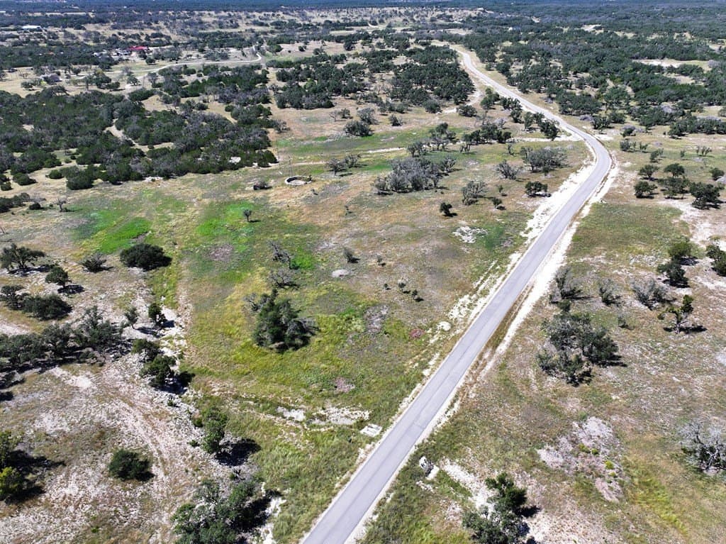 10 acres in Kerr County - photo 6
