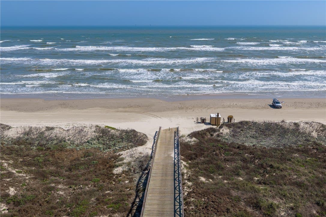 0.08 acres in Nueces County - photo 19