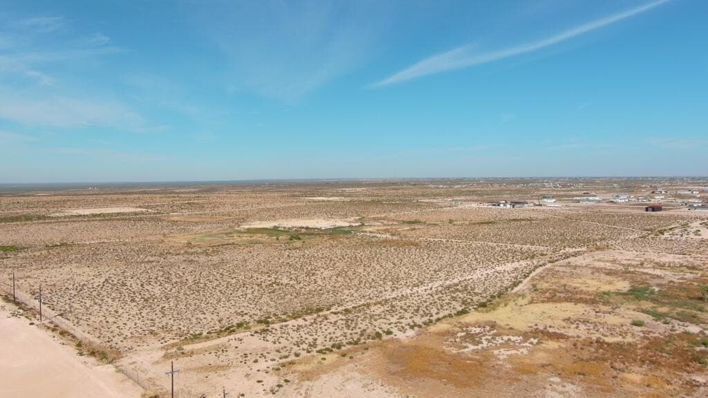 50 acres in Crane County - photo 2