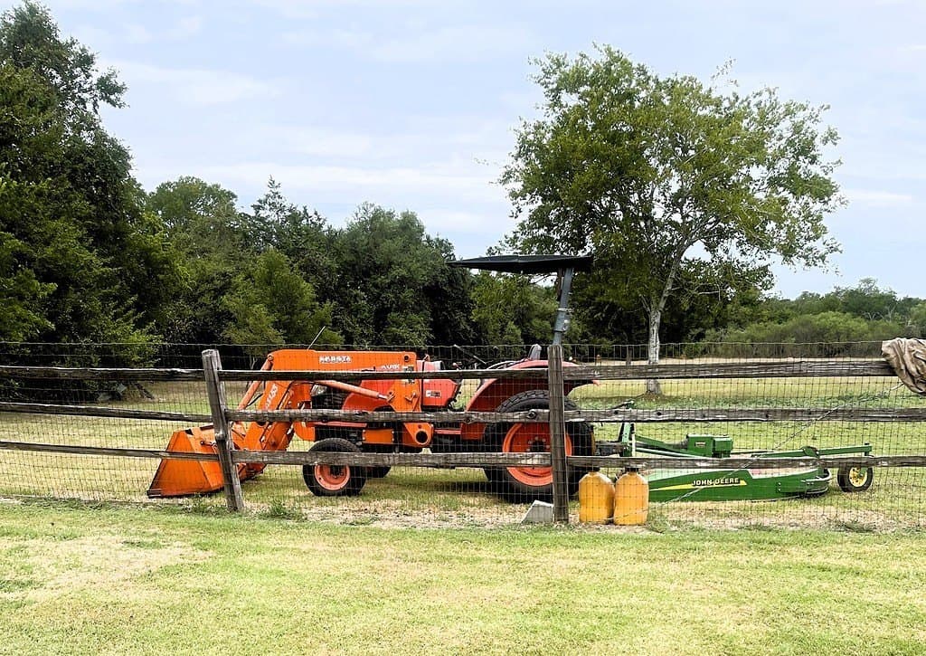 9.64 acres in Lavaca County - photo 18
