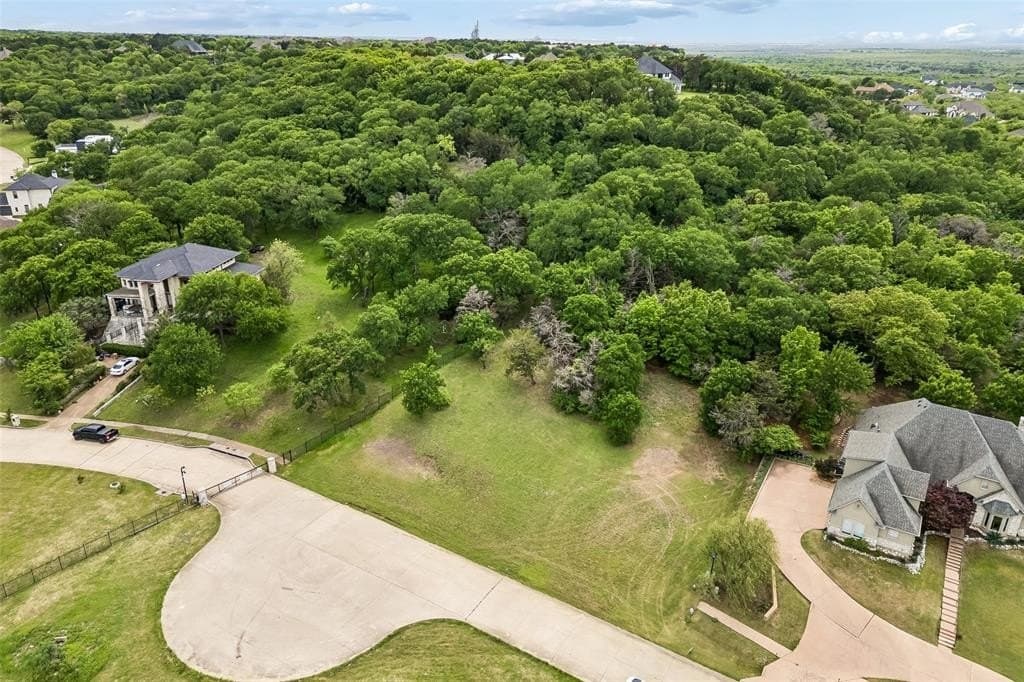 1.08 acres in Ellis County gallery image 2