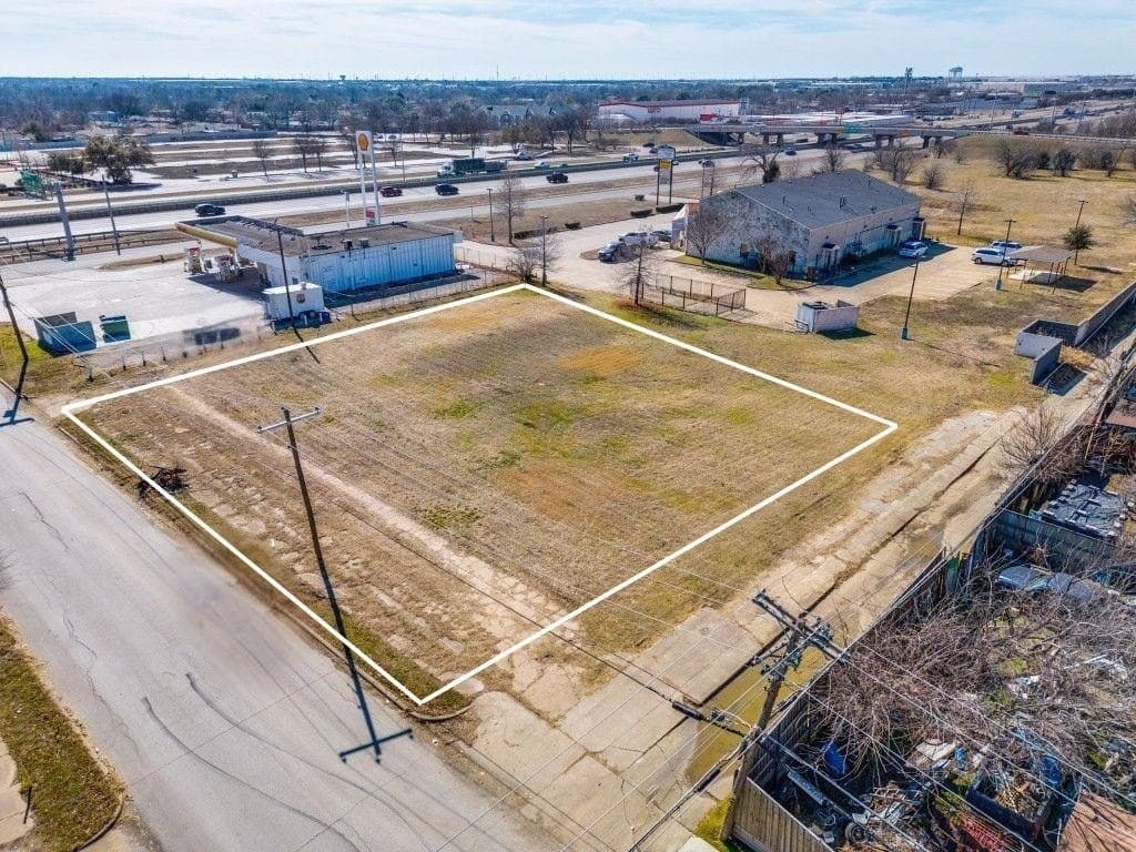 0.55 acres in Dallas County gallery image 3