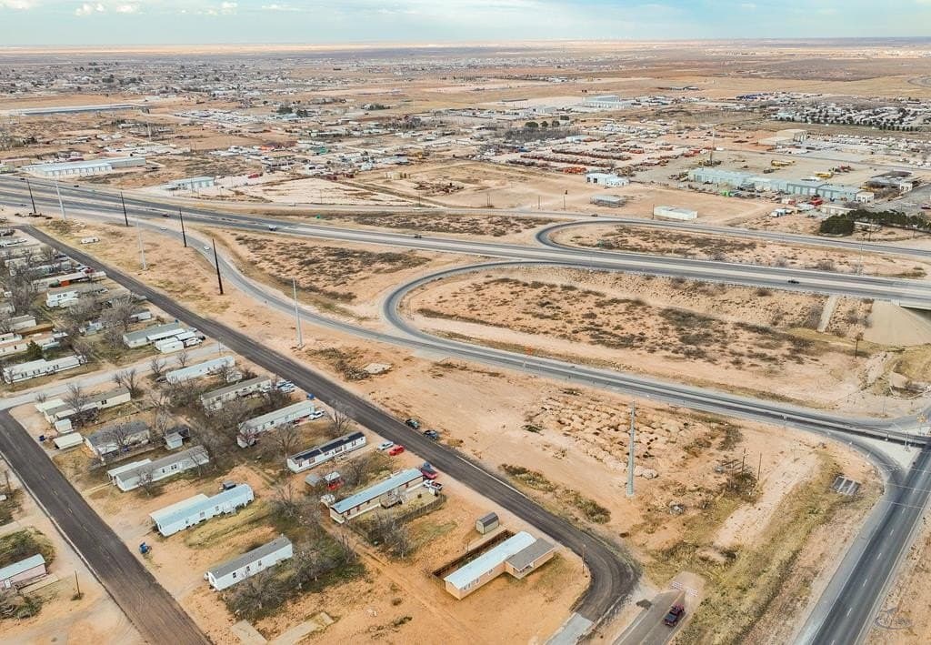 2.5 acres in Midland County