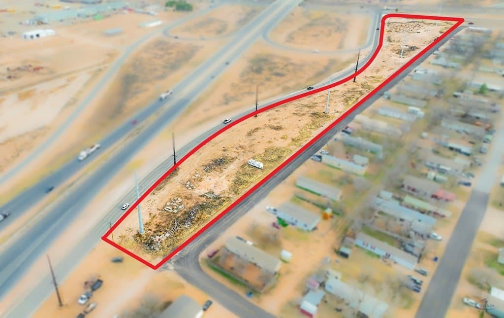 2.5 acres in Midland County featured view