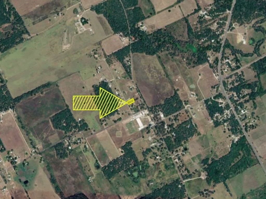 0.39 acres in McLennan County - photo 8