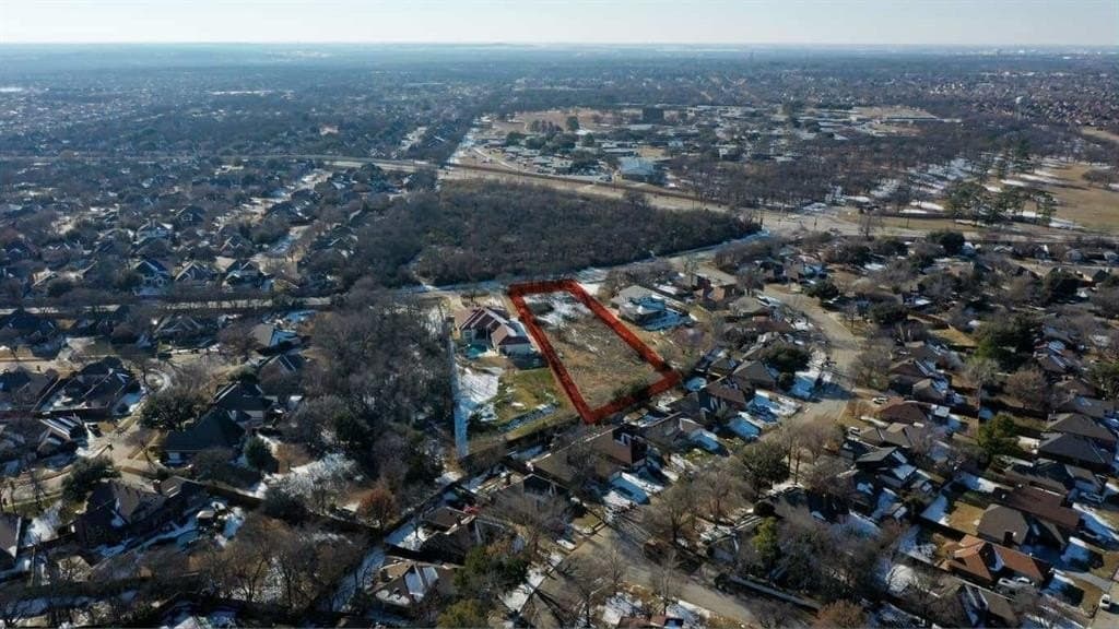 1.04 acres in Denton County gallery image 3