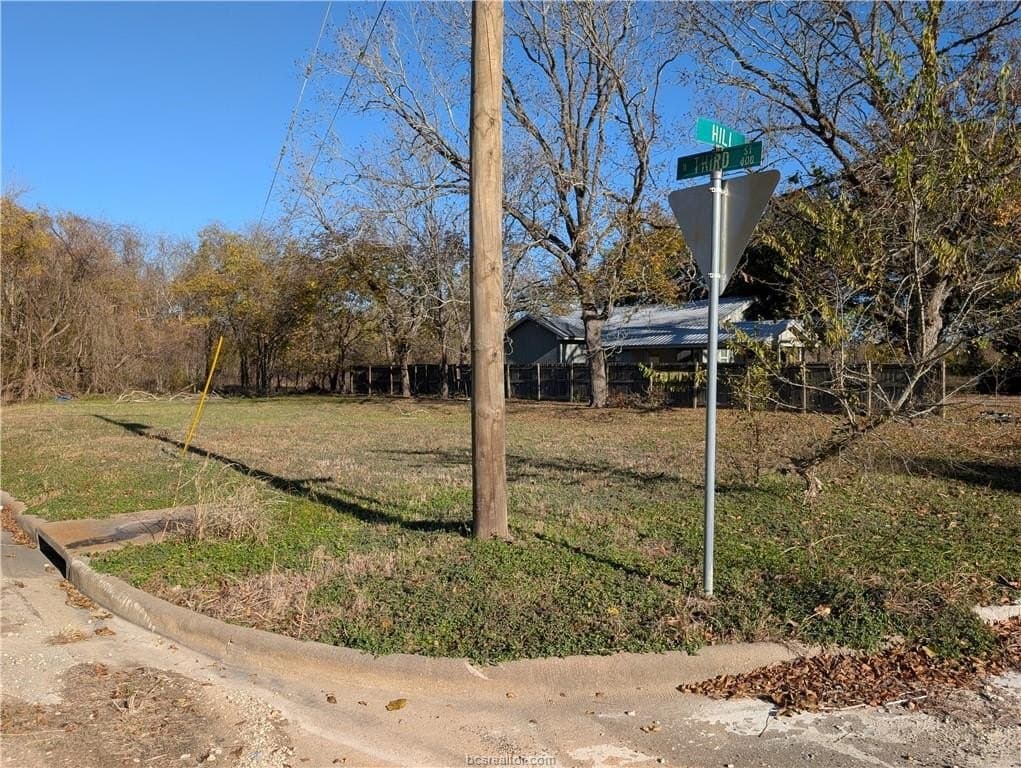 0.13 acres in Grimes County gallery image 3