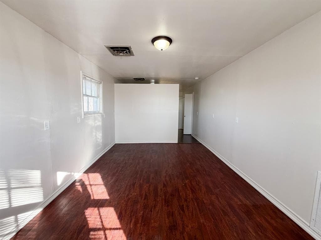 124.8 acres in Ellis County featured view