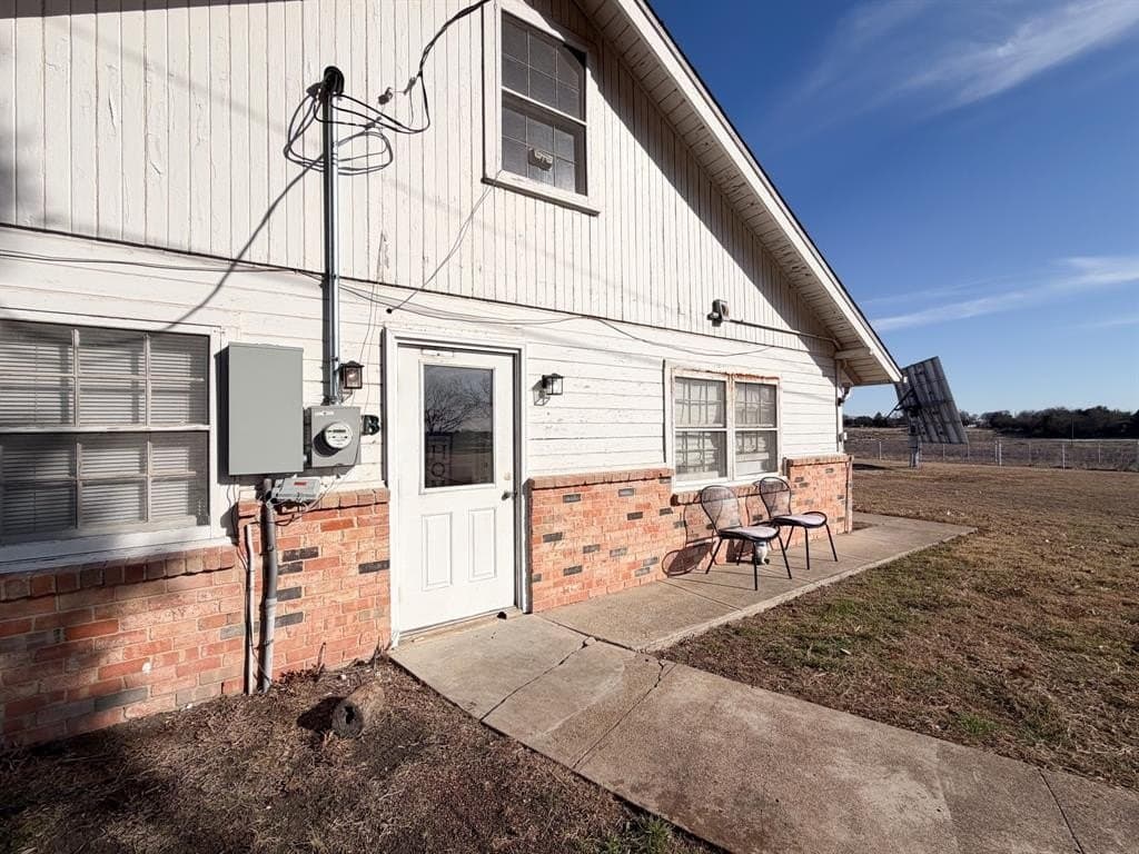 124.8 acres in Ellis County gallery image 2