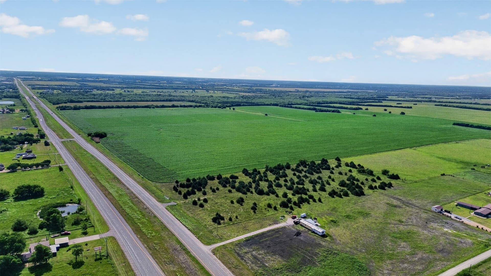 281.55 acres in Hunt County - photo 3