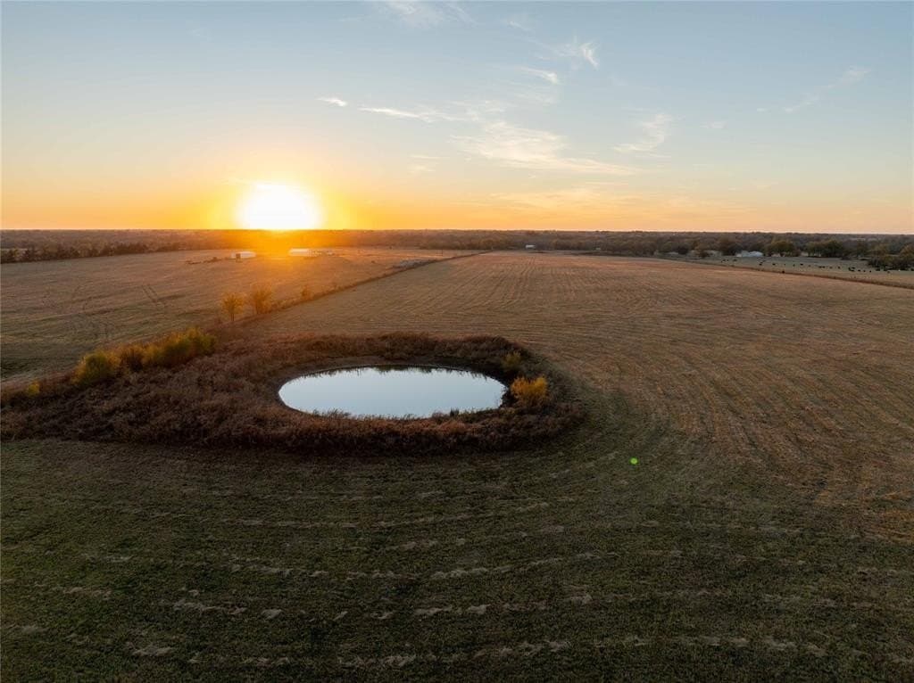 3 acres in Lamar County