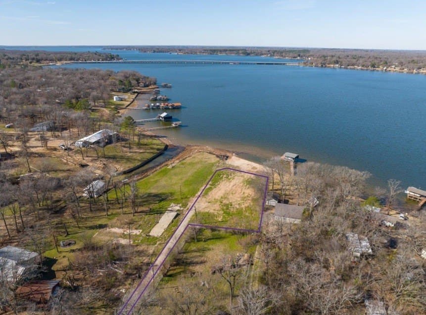 0.6 acres in Henderson County - photo 2