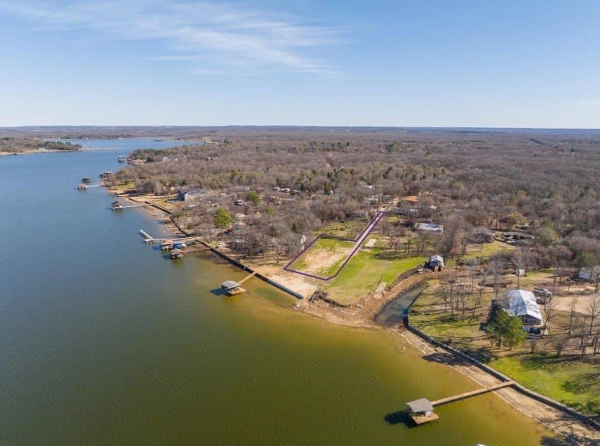 0.6 acres in Henderson County - photo 5