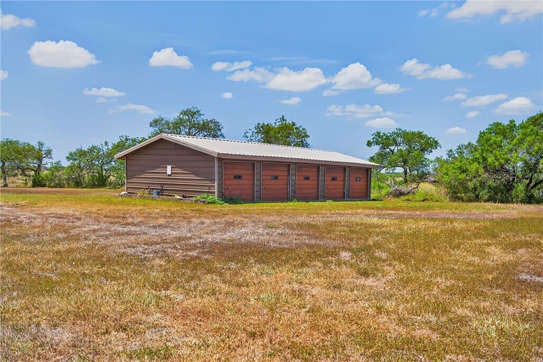 185 acres in Jim Wells County - photo 5