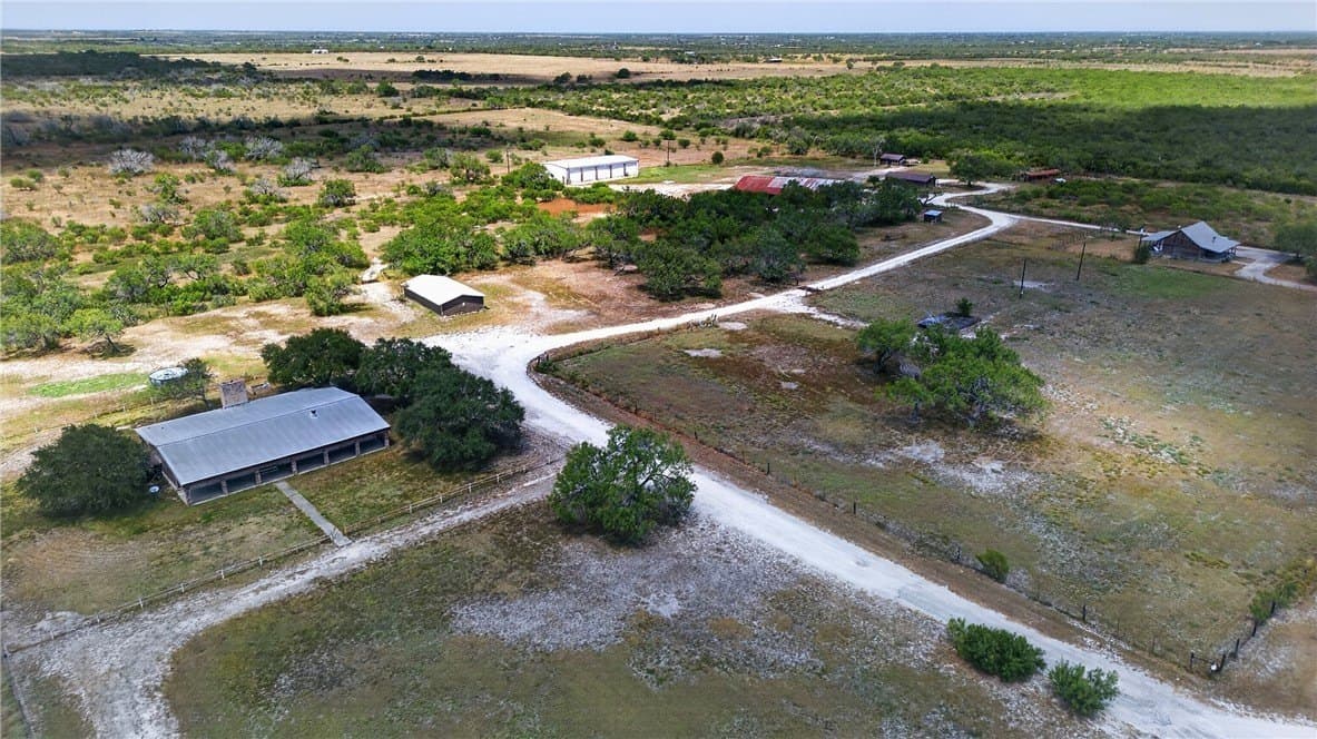 185 acres in Jim Wells County - photo 2