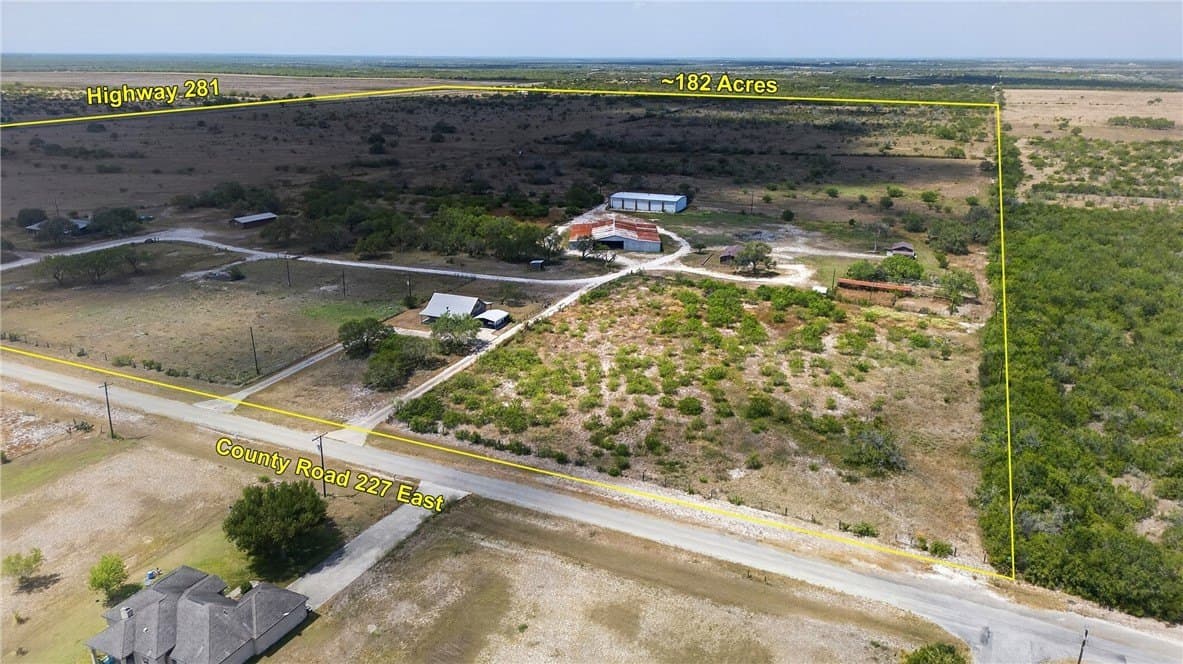 185 acres in Jim Wells County - photo 38
