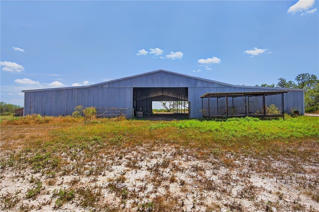 185 acres in Jim Wells County - photo 12