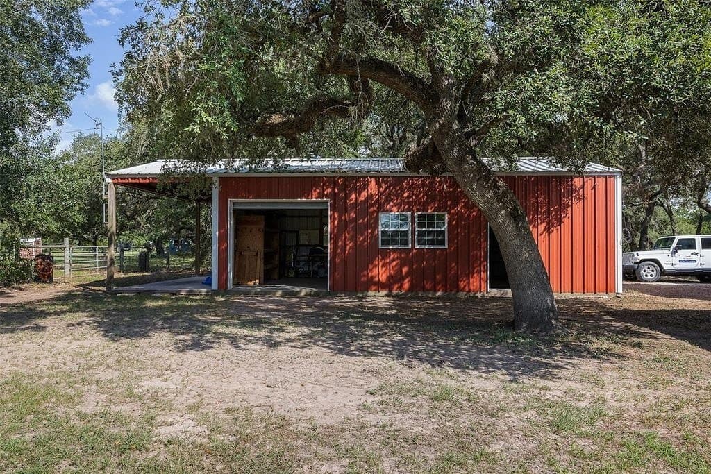 1.56 acres in Lavaca County - photo 21
