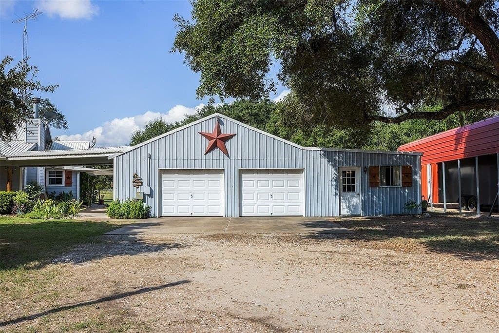 1.56 acres in Lavaca County - photo 17