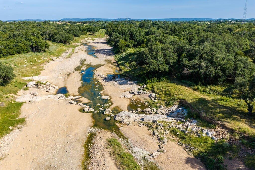 24 acres in Llano County - photo 3