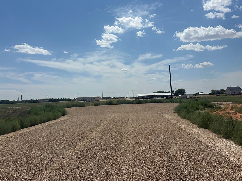 2.35 acres in Gaines County gallery image 2