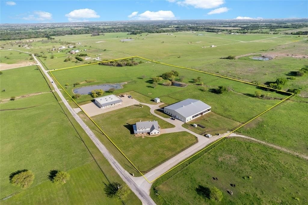 32.69 acres in Denton County gallery image 2