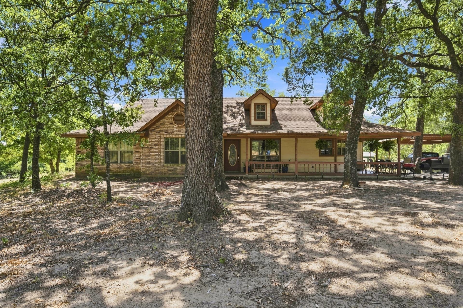 100.37 acres in Hill County - photo 3