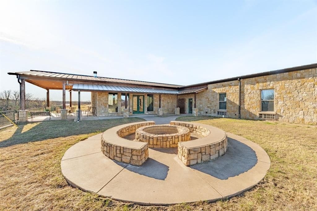 34 acres in Erath County gallery image 4