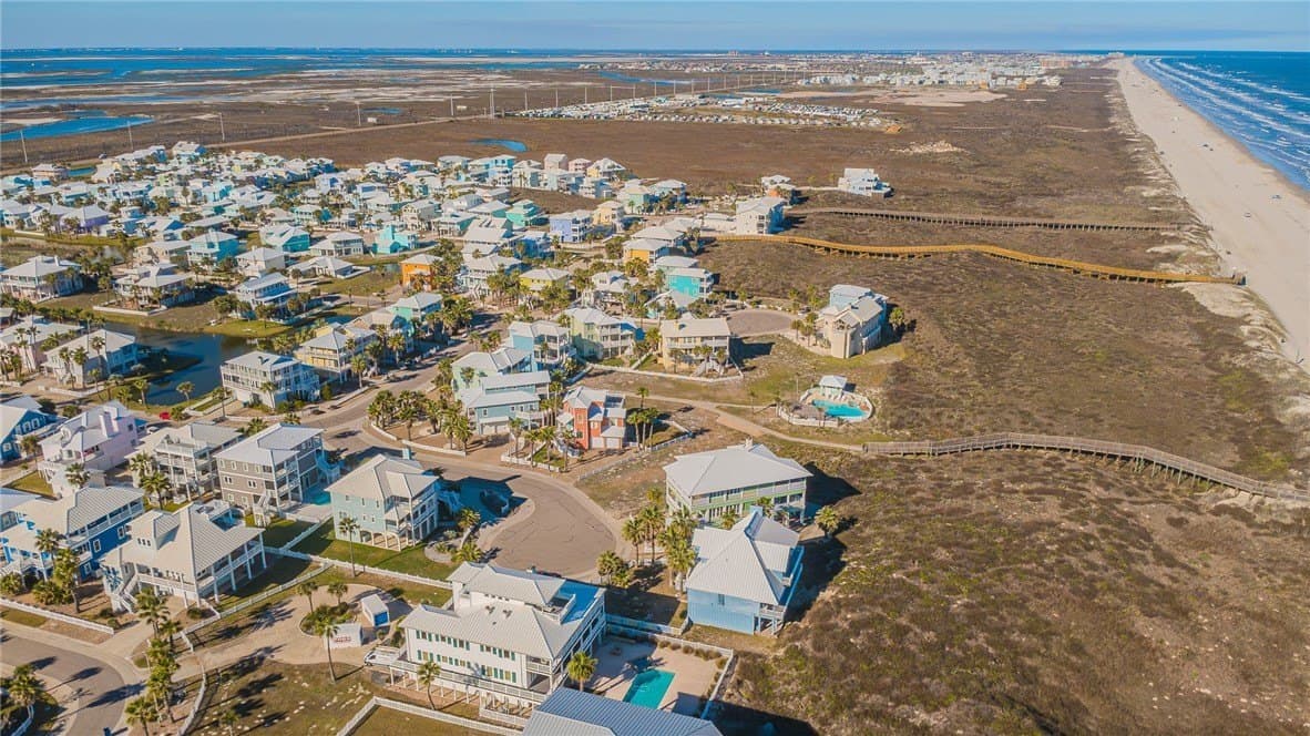 0.17 acres in Nueces County - photo 11