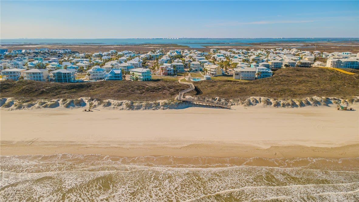 0.17 acres in Nueces County - photo 14