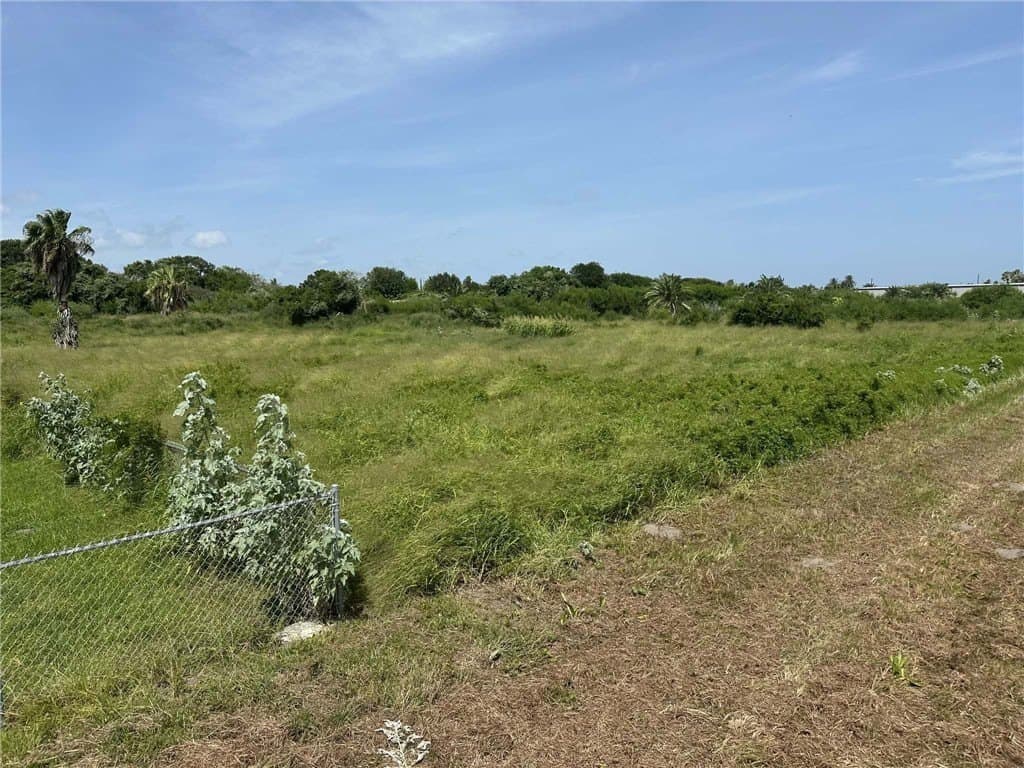 0.17 acres in San Patricio County