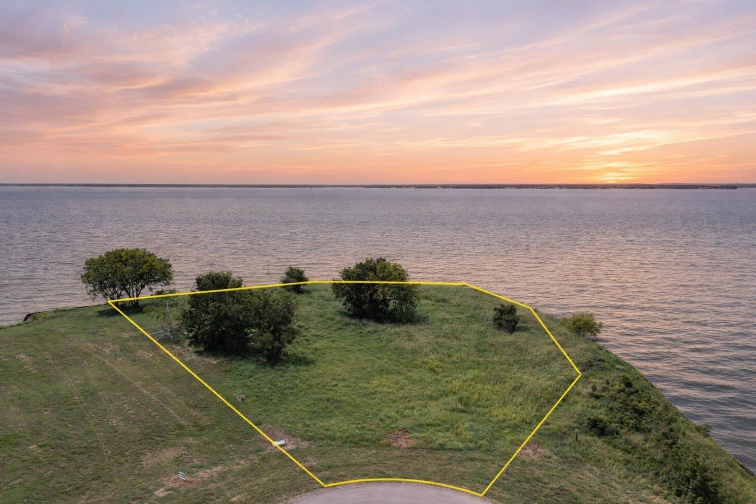 1.16 acres in Navarro County gallery image 2