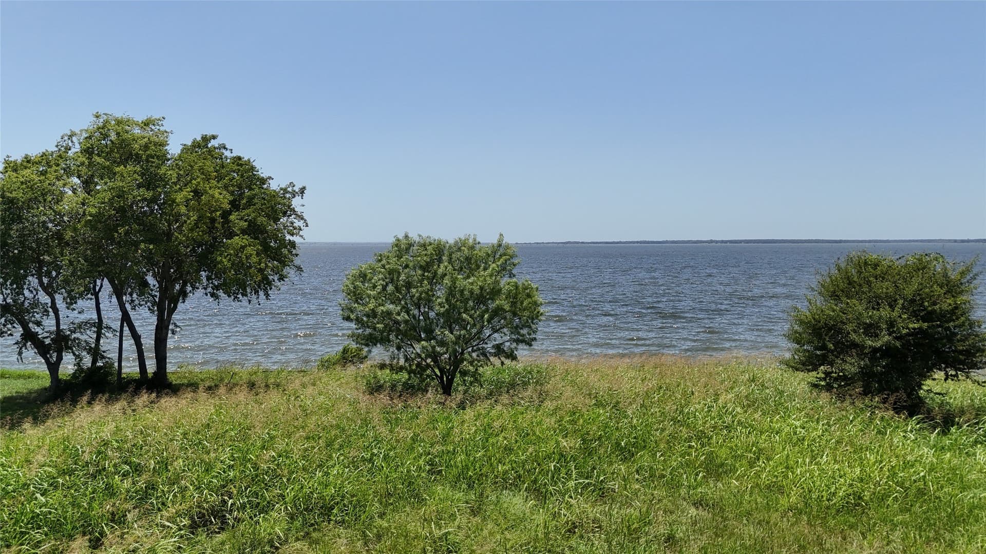 1.16 acres in Navarro County - photo 34