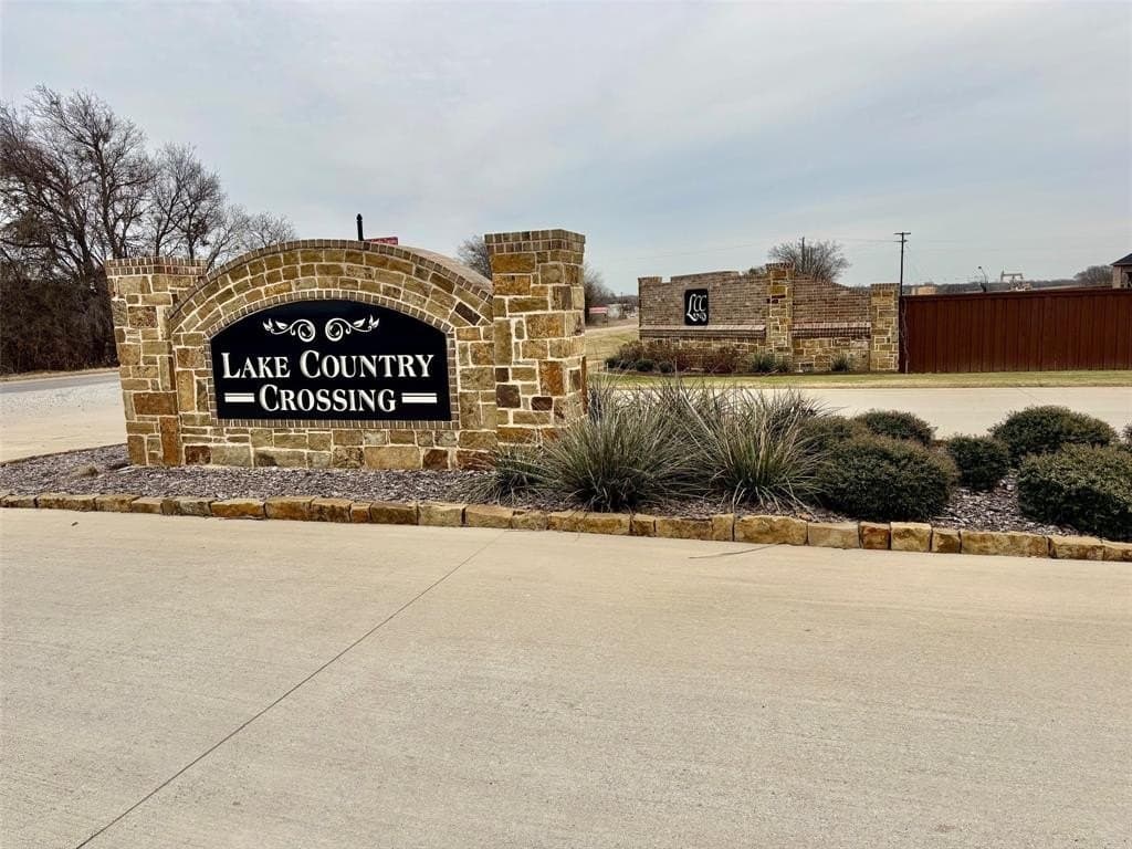 0.63 acres in Grayson County