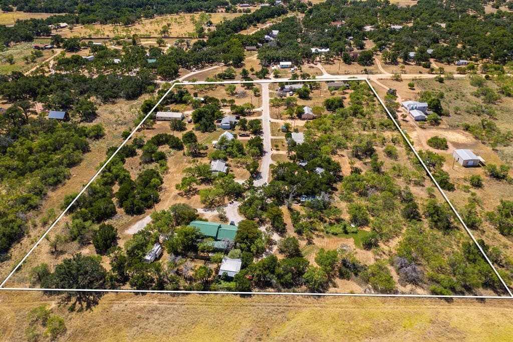 11.1 acres in Gillespie County - photo 3