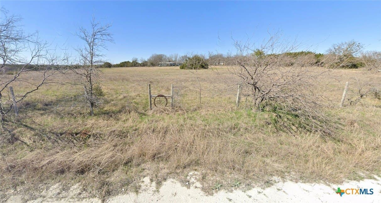 13.48 acres in Hill County - photo 2