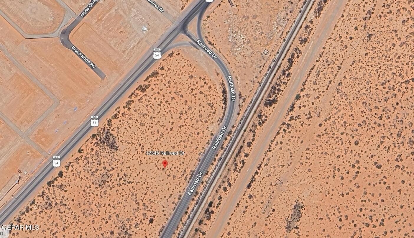 0.83 acres in El Paso County gallery image 4