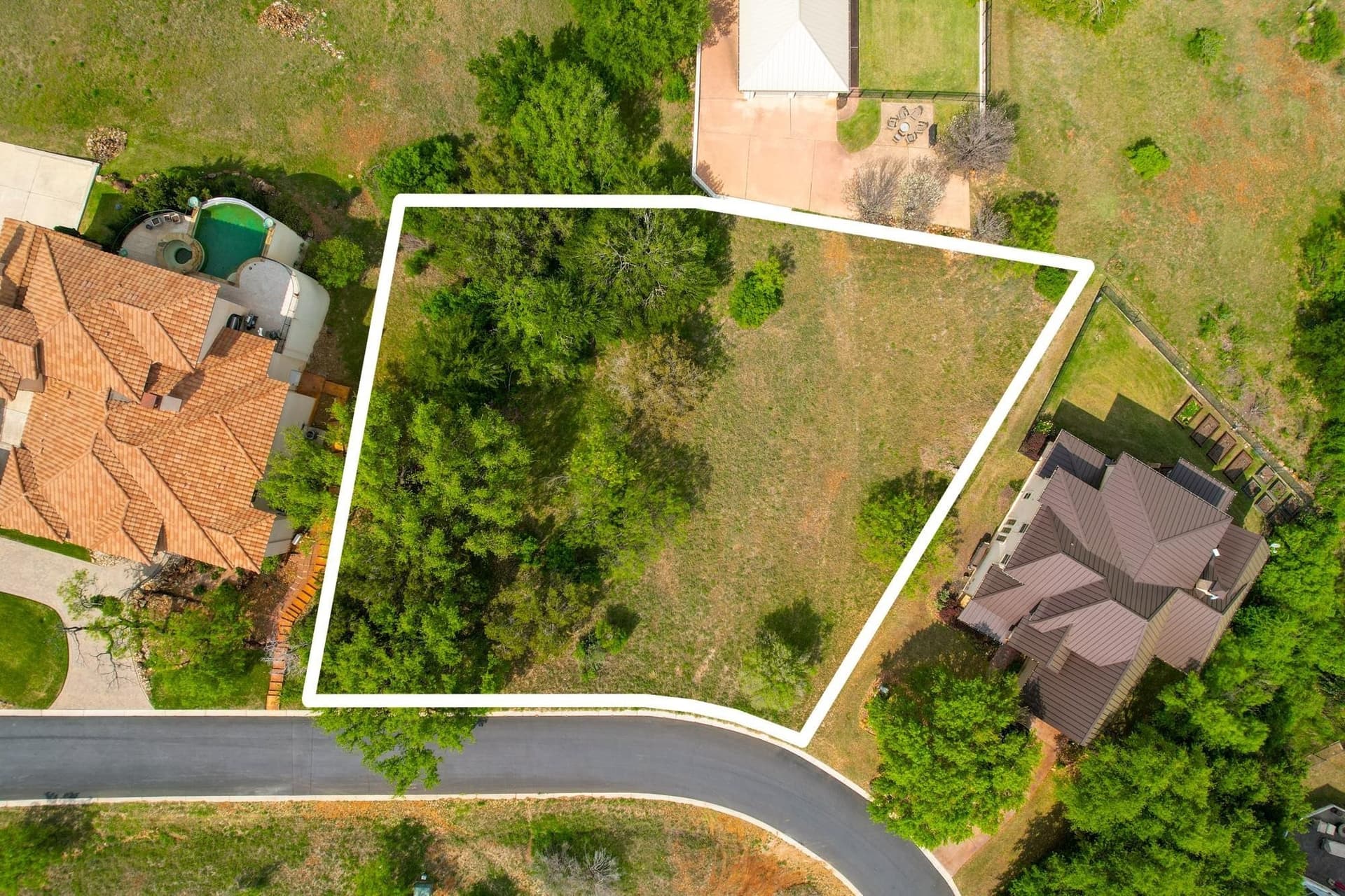 0.53 acres in Llano County gallery image 2