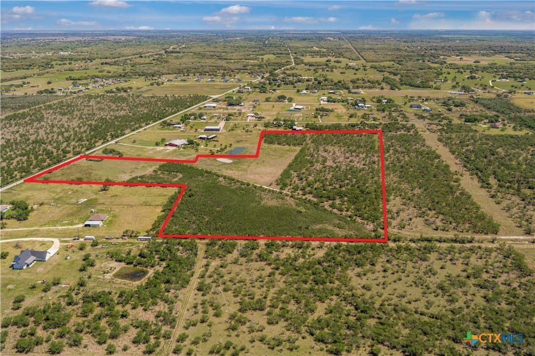 29 acres in Victoria County gallery image 2