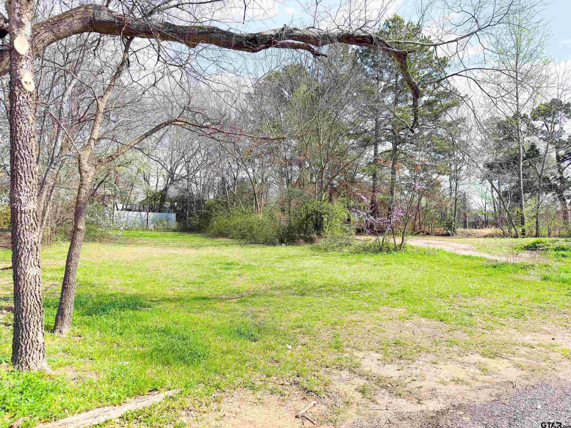 0.17 acres in Smith County