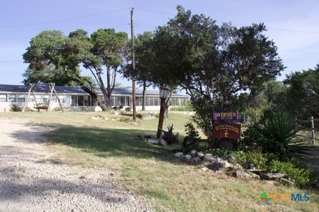 175.61 acres in Bandera County - photo 18